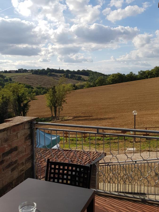 Agriturismo Il Pappamerlo Pila  ภายนอก รูปภาพ