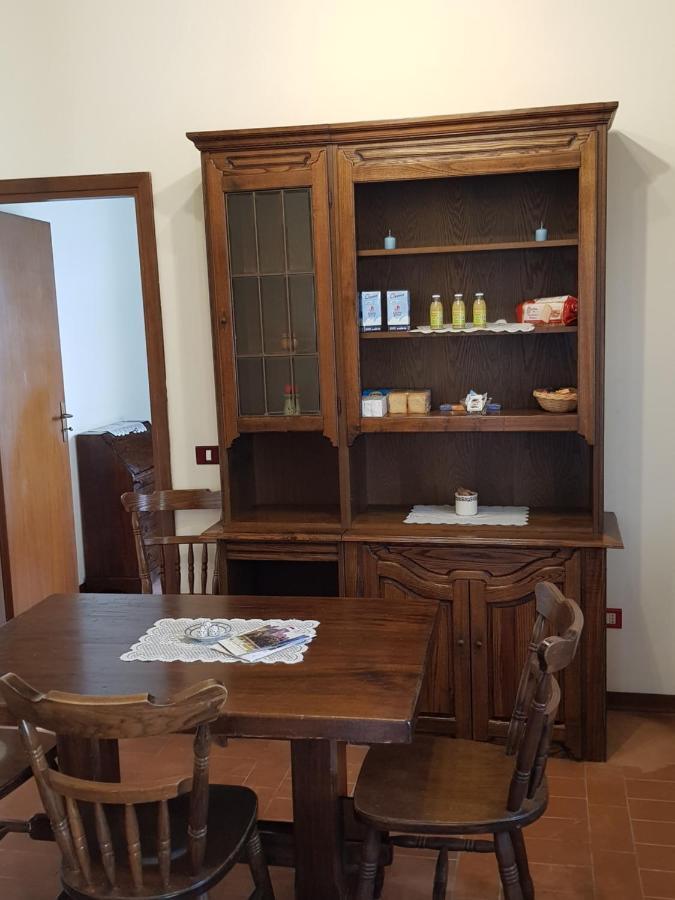 Agriturismo Il Pappamerlo Pila  ภายนอก รูปภาพ