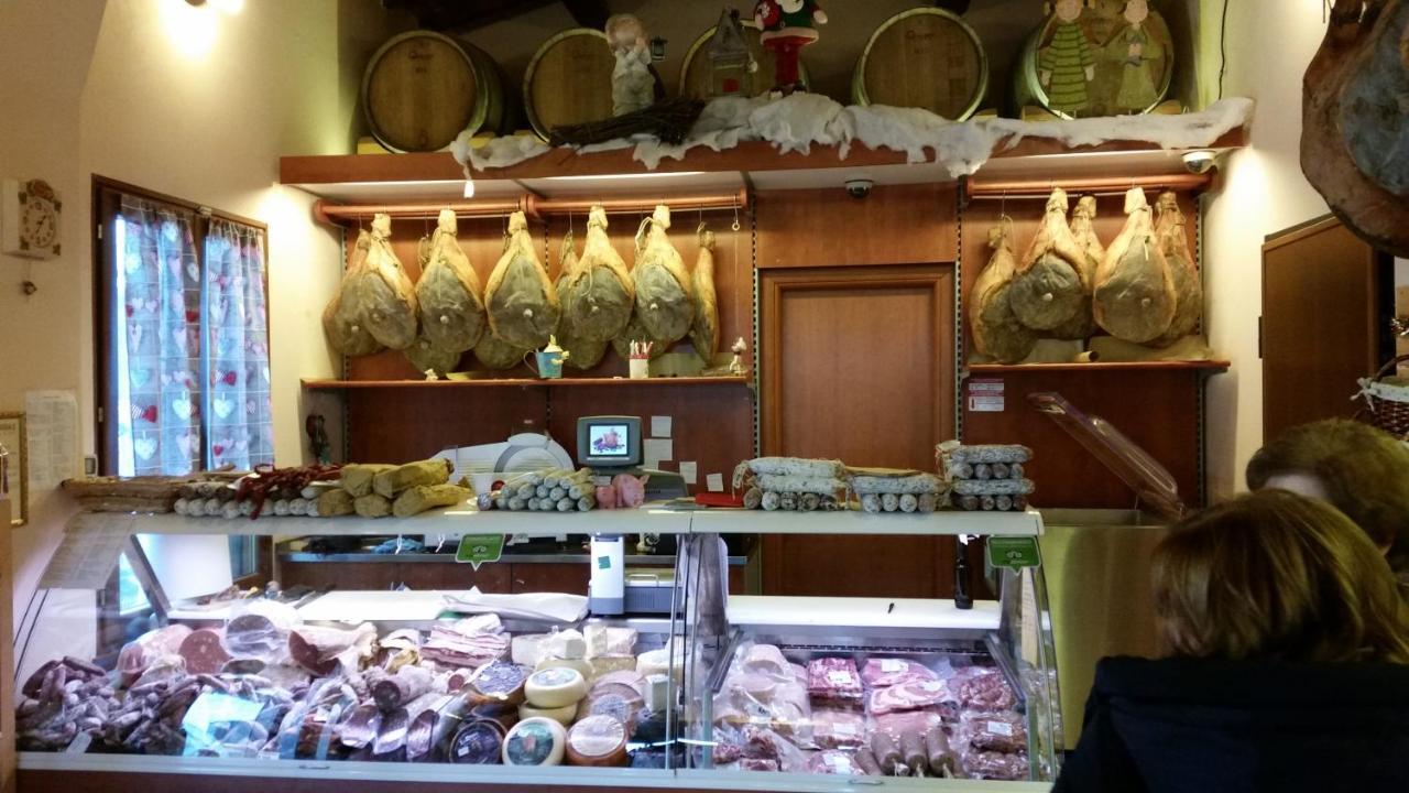 Agriturismo Il Pappamerlo Pila  ภายนอก รูปภาพ